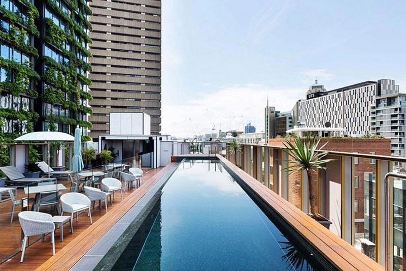 Old Clare Rooftop Pool Bar – Delicious | Kensington Street